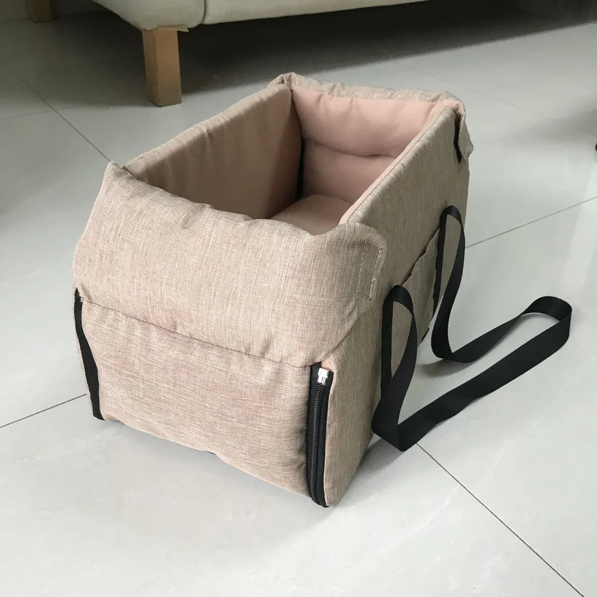 Khaki console seat